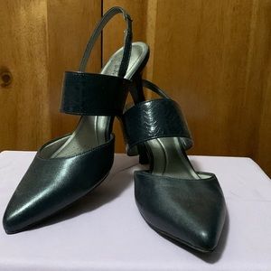 2.5” Navy Blue Life Stride Flex Heels